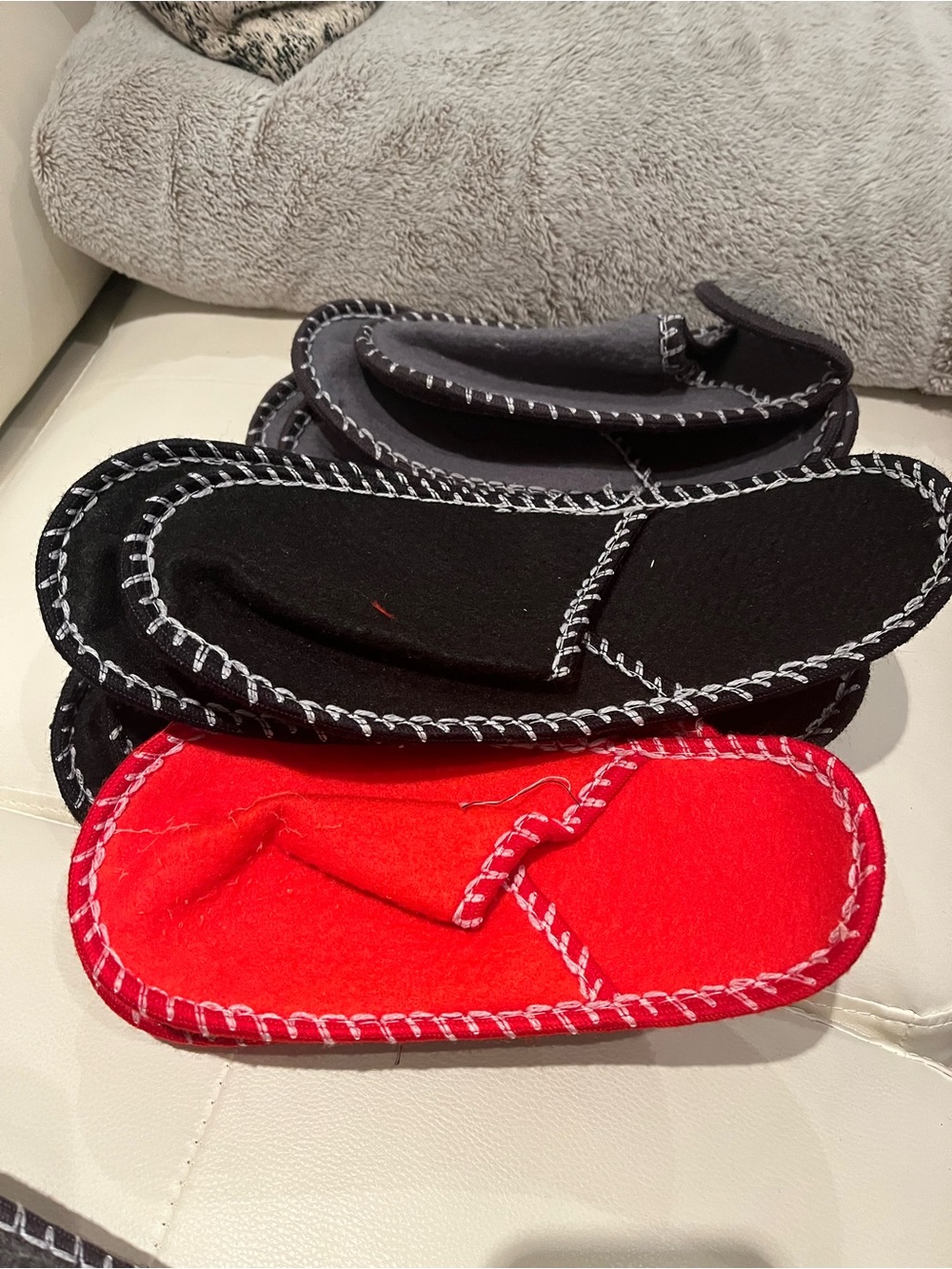 Slipper Pouch Assorted Colors - Picture 4 of 6